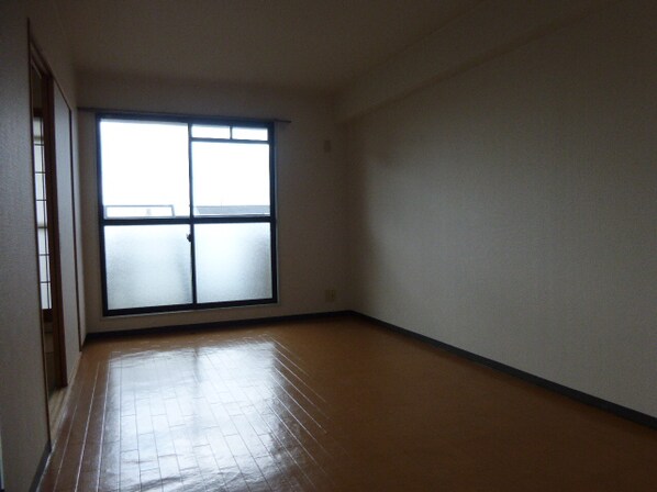 ロイヤルコーポ姫路北条の物件内観写真